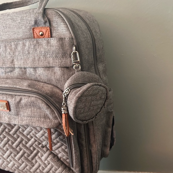 BabbleRoo Waterproof Diaper Bag Backpack Baby Essentials Travel Tote EUC - Picture 3 of 16